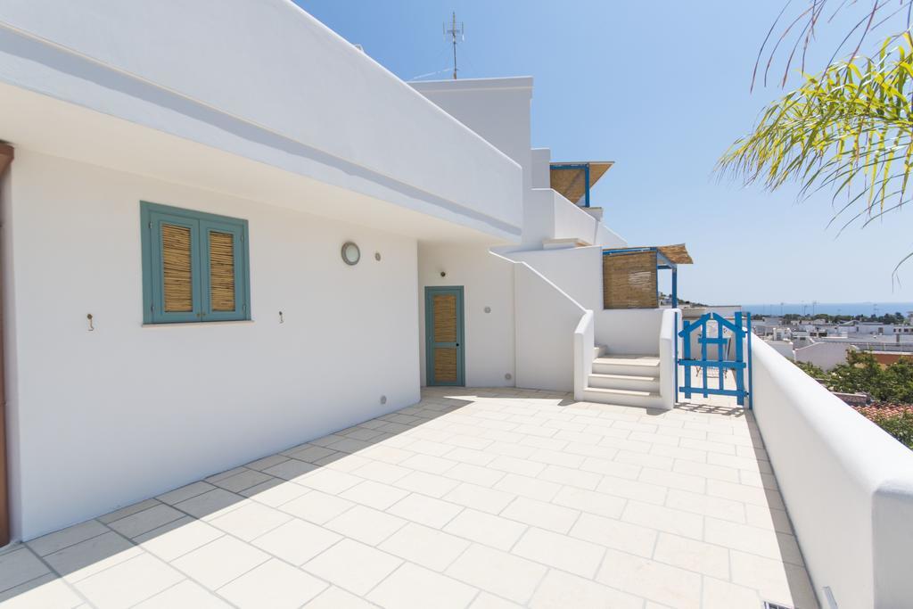 Gyaaim Villa Castro  Exterior photo